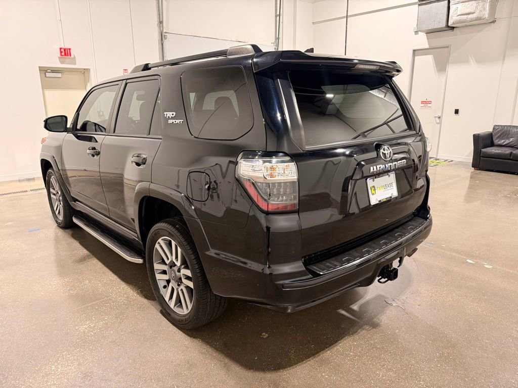 Used 2022 Toyota 4Runner TRD Sport AWD/4WD image 7