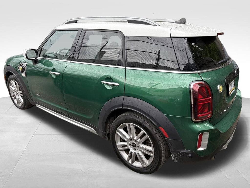 Used 2022 MINI Cooper Countryman SE w/ Convenience Package AWD/4WD image 2