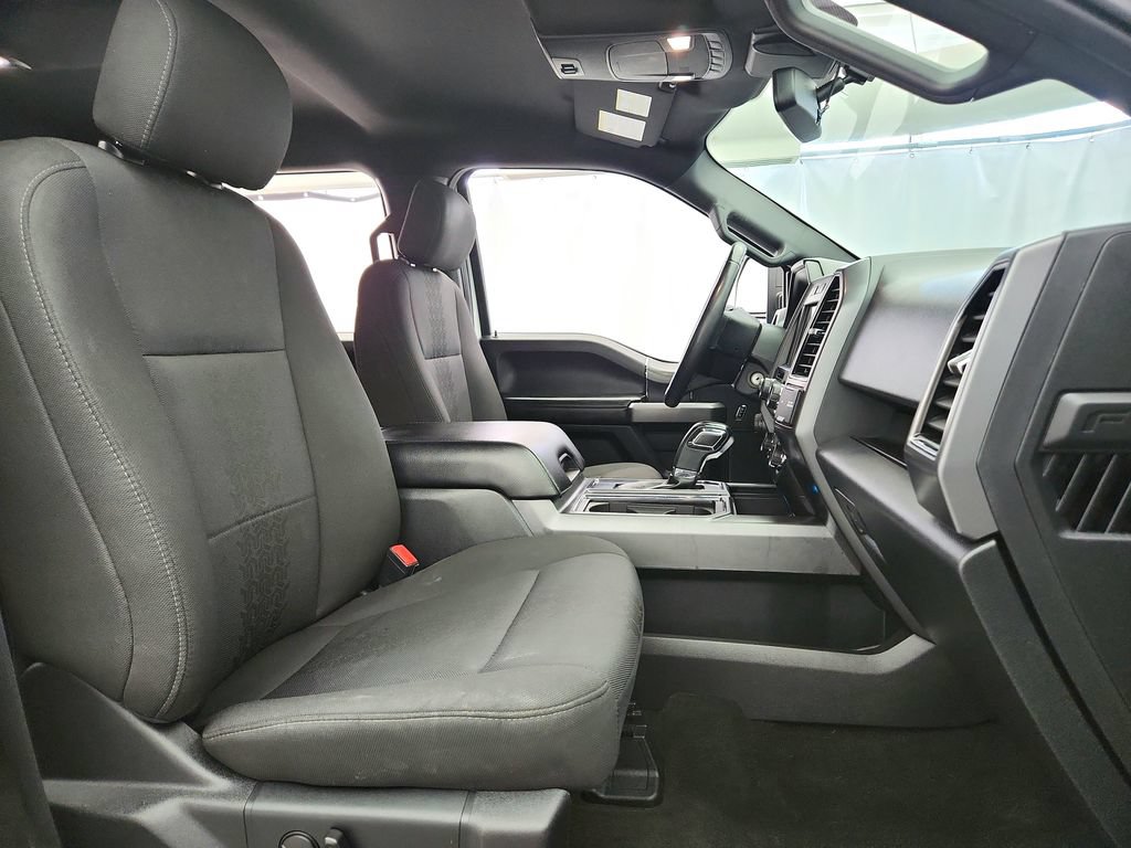 Used 2019 Ford F150 XLT w/ Equipment Group 302A Luxury AWD/4WD image 25