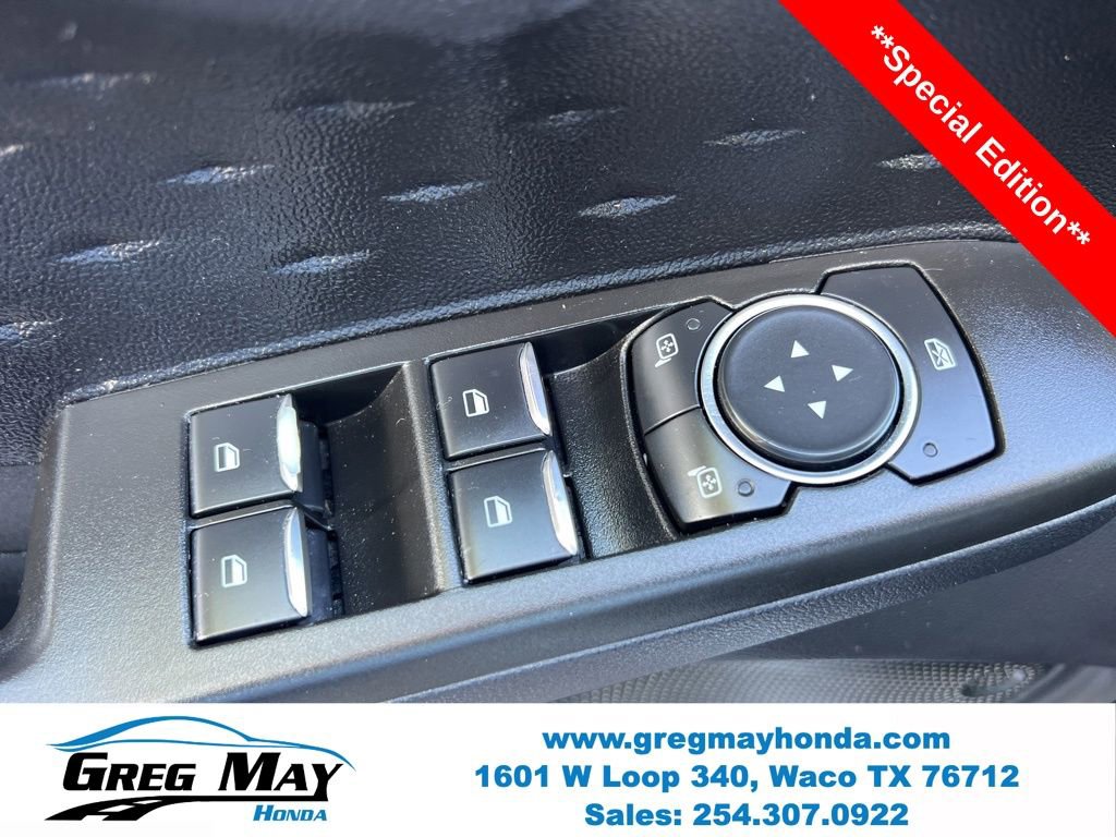 Used 2020 Ford Escape SE image 25