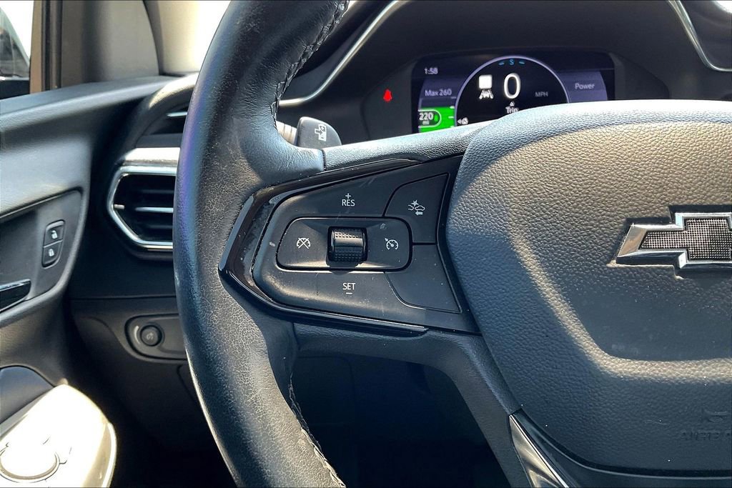 Used 2023 Chevrolet Bolt EUV Premier w/ Sun & Sound Package FWD image 19