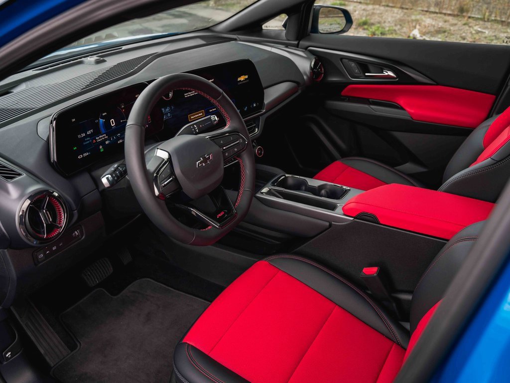 New 2025 Chevrolet Equinox EV RS image 22