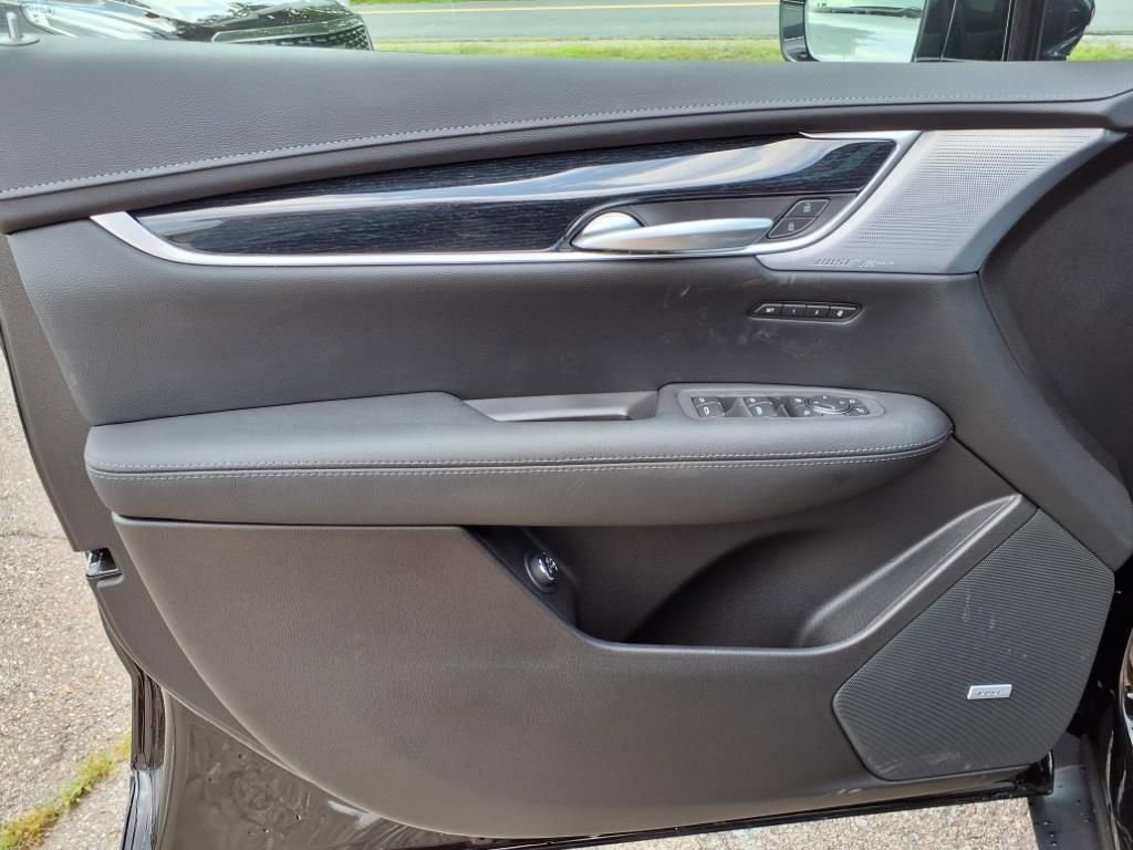 New 2025 Cadillac XT5 Premium Luxury w/ LPO, Floor Liner Package image 11