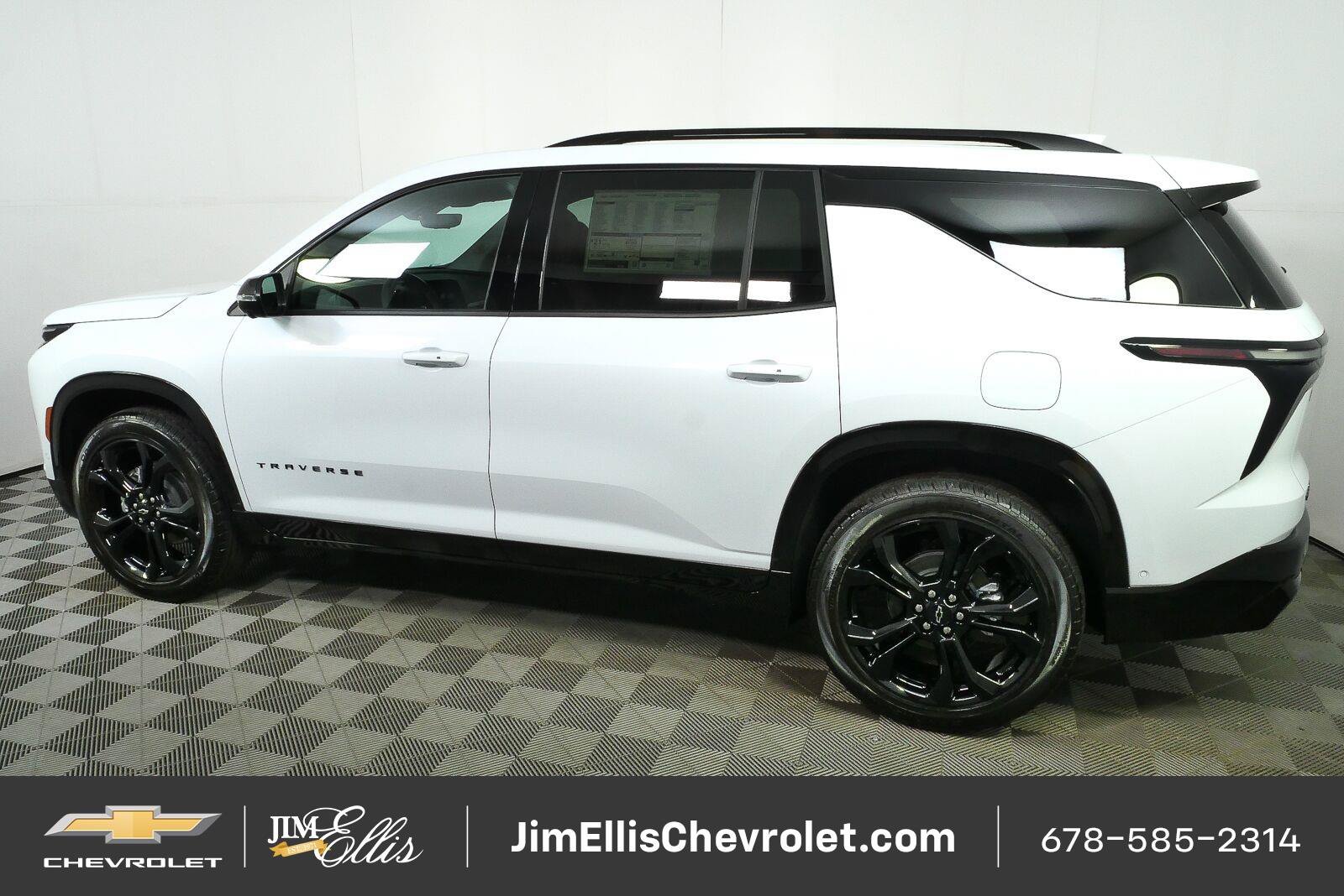 New 2027 Chevrolet Traverse RS w/ LPO, Floor Liner Package AWD/4WD image 26