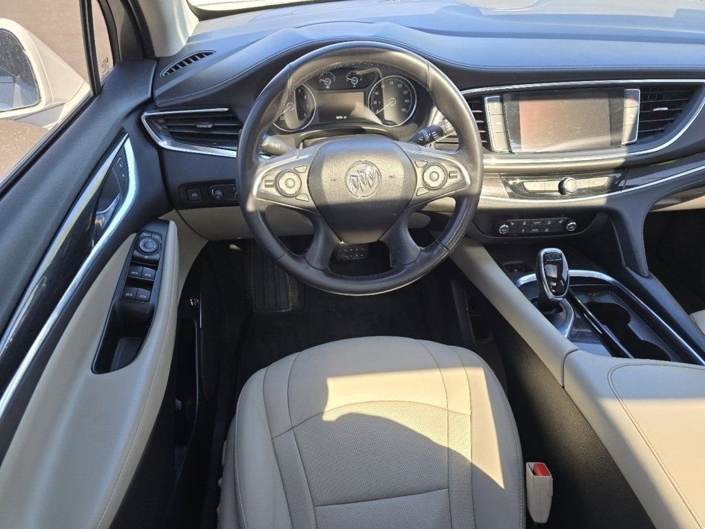 Used 2019 Buick Enclave Essence image 21
