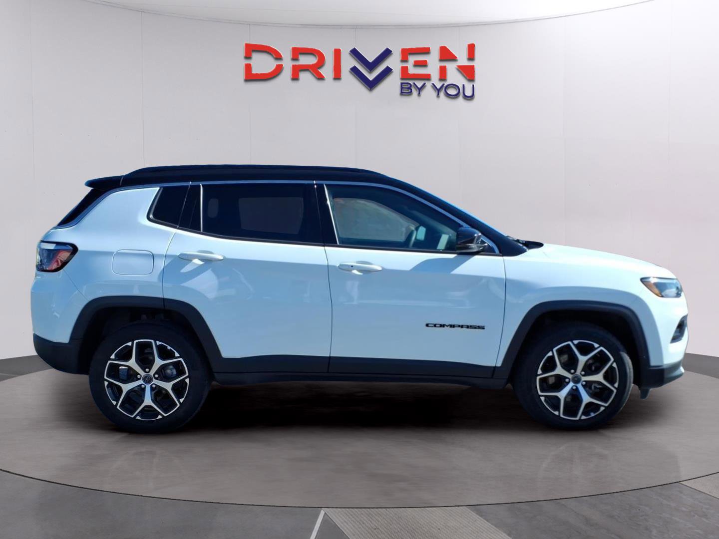 Used 2025 Jeep Compass Limited AWD/4WD image 6