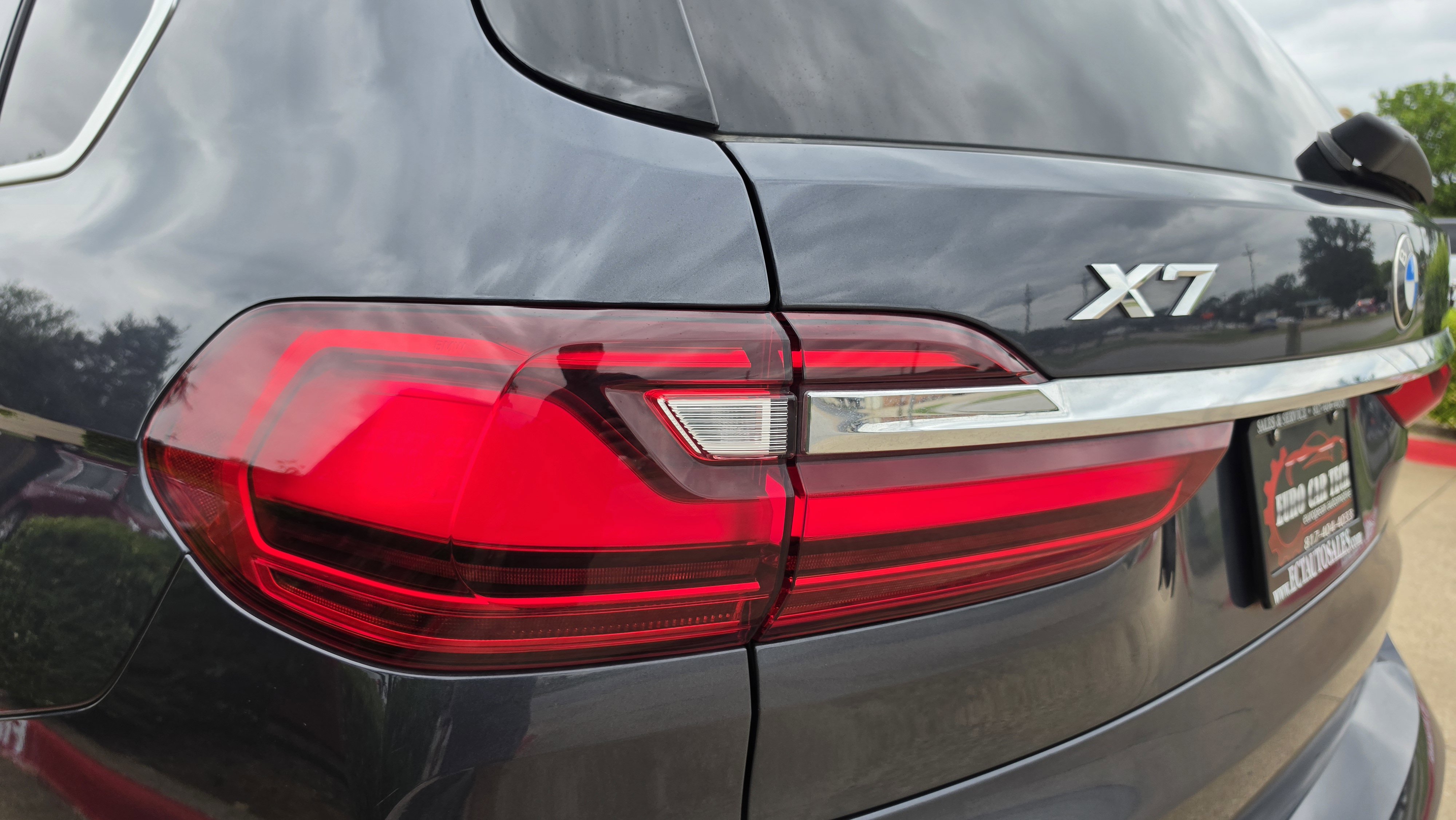 Used 2022 BMW X7 xDrive40i w/ Premium Package image 10