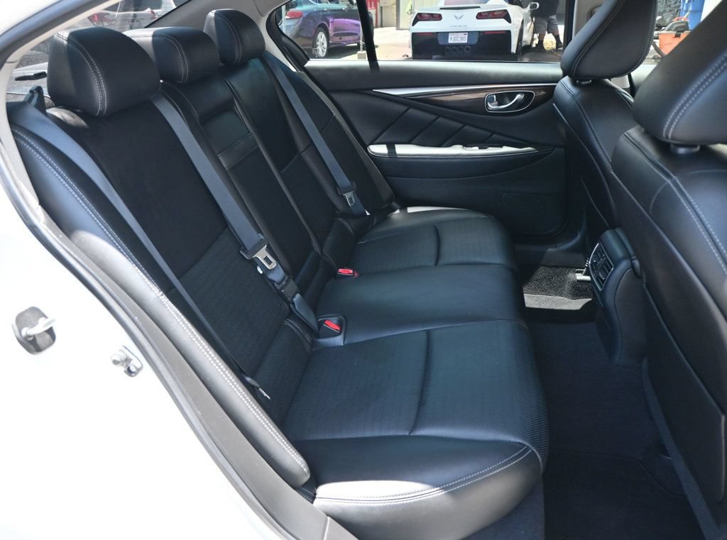 Used 2016 INFINITI Q50 Red Sport 400 RWD image 21