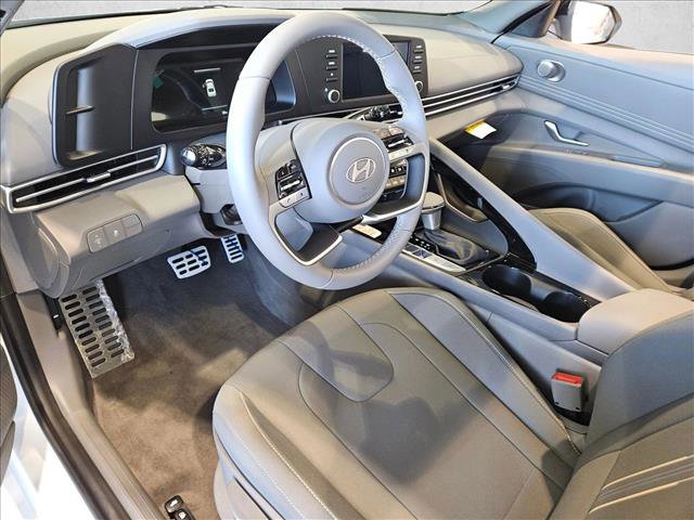 New 2026 Hyundai Elantra SEL Sport Premium video 3