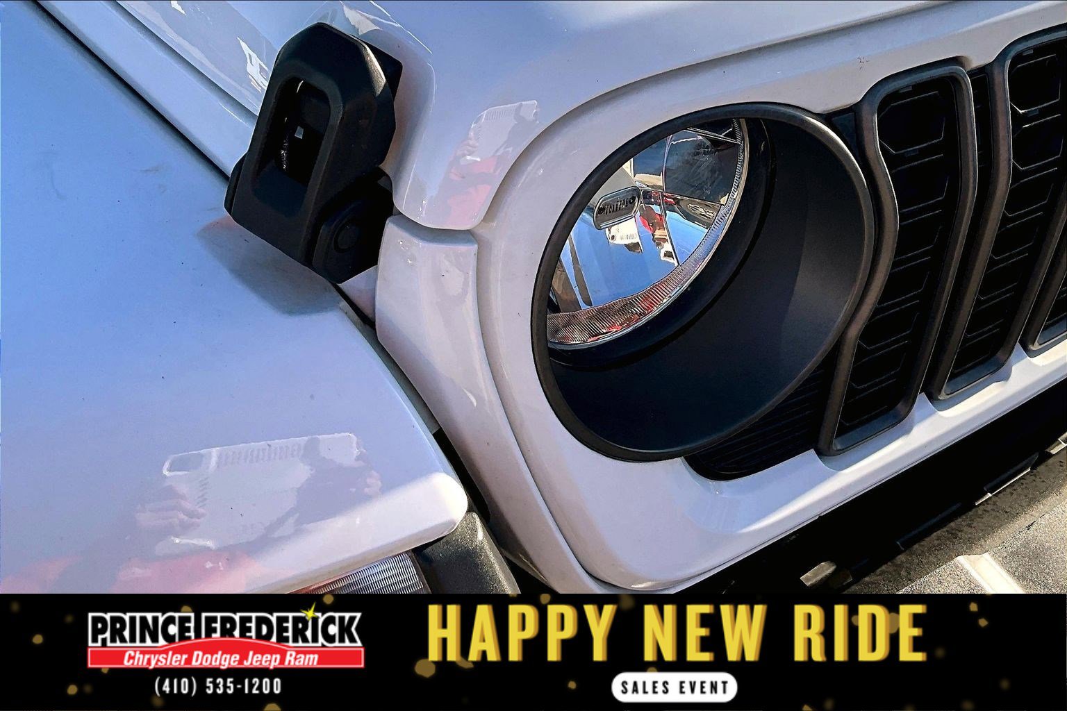 Used 2024 Jeep Gladiator Sport image 25