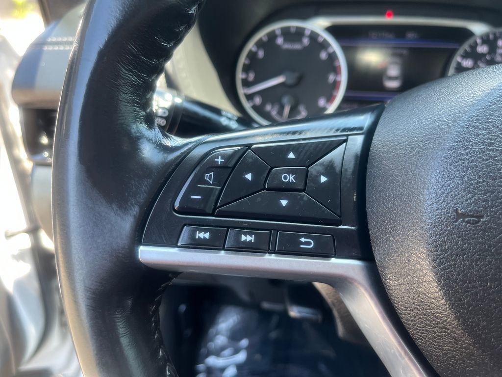 Used 2021 Nissan Sentra SV FWD image 27