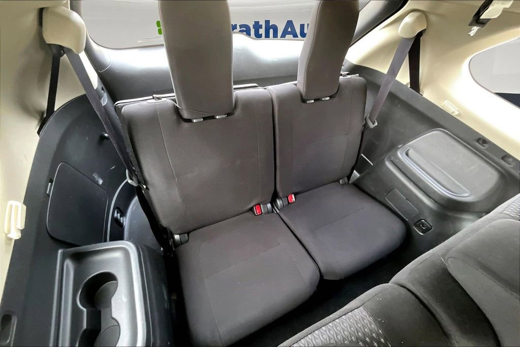 Used 2017 Mitsubishi Outlander SE image 23