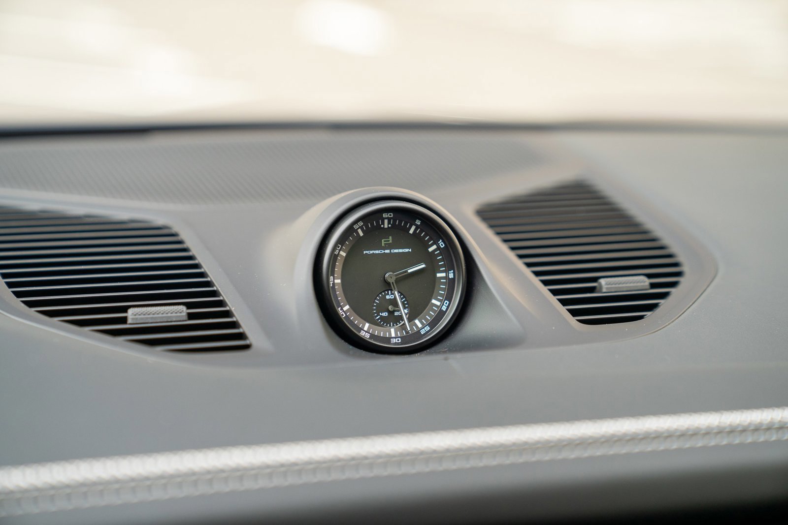 New 2025 Porsche Cayenne GTS AWD/4WD image 17