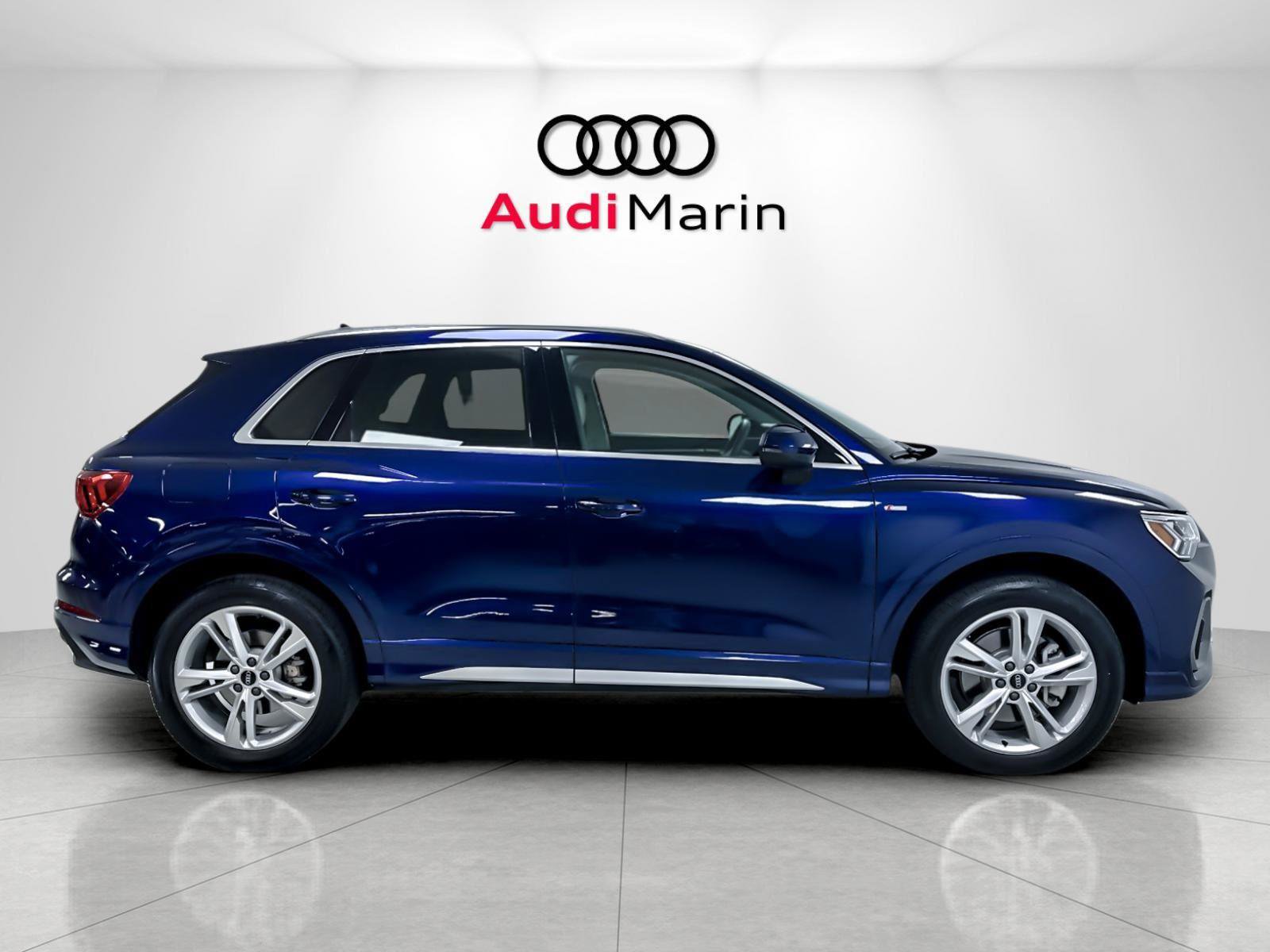 Used 2024 Audi Q3 2.0T Premium Plus w/ Premium Plus Package AWD/4WD image 6