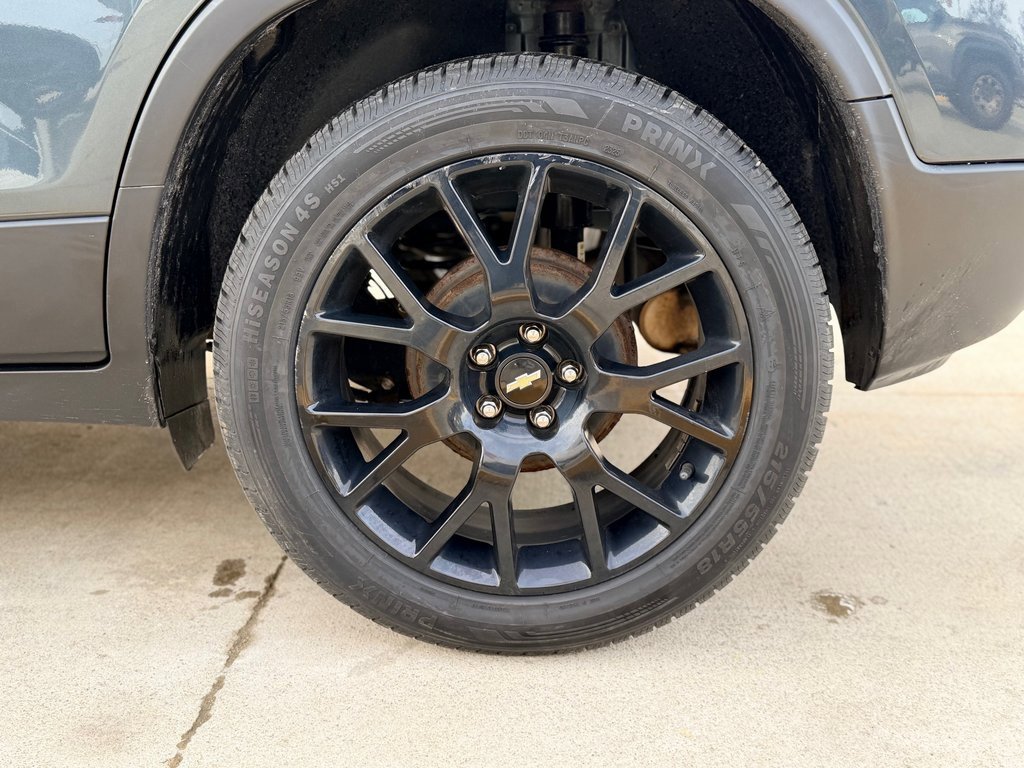 Used 2021 Chevrolet Trax LT w/ Sport Edition image 6