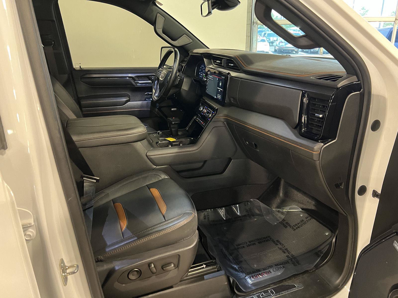 Used 2023 GMC Sierra 1500 AT4 w/ AT4 Preferred Package AWD/4WD image 46
