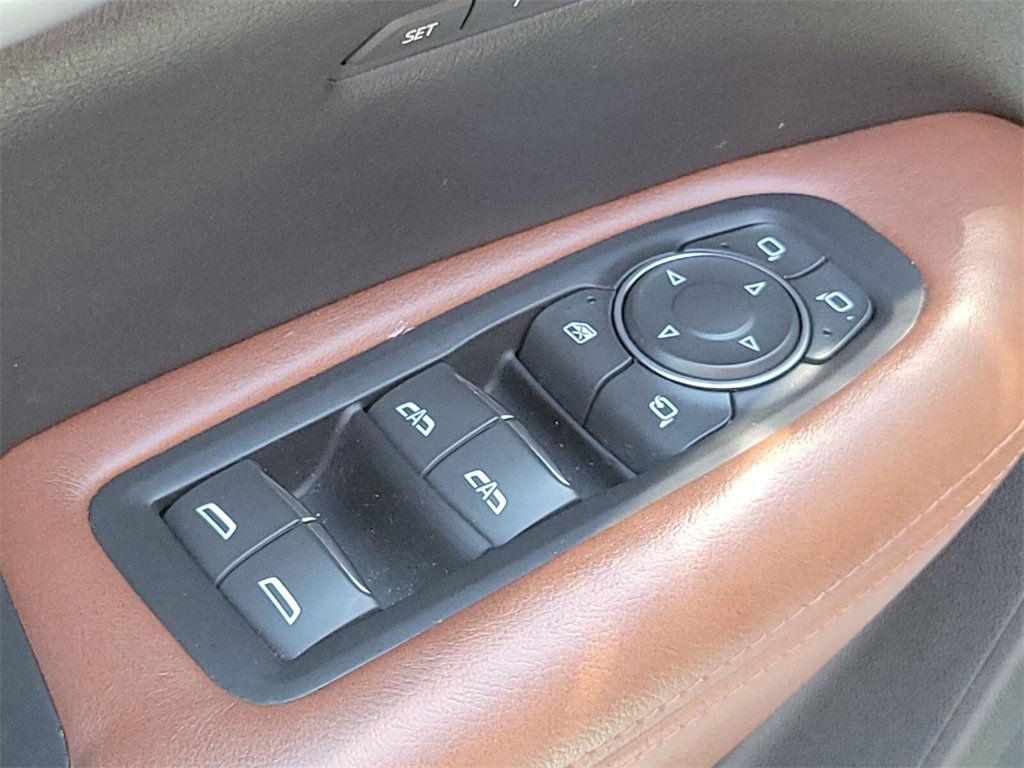 Certified 2023 Cadillac XT5 Premium Luxury image 17