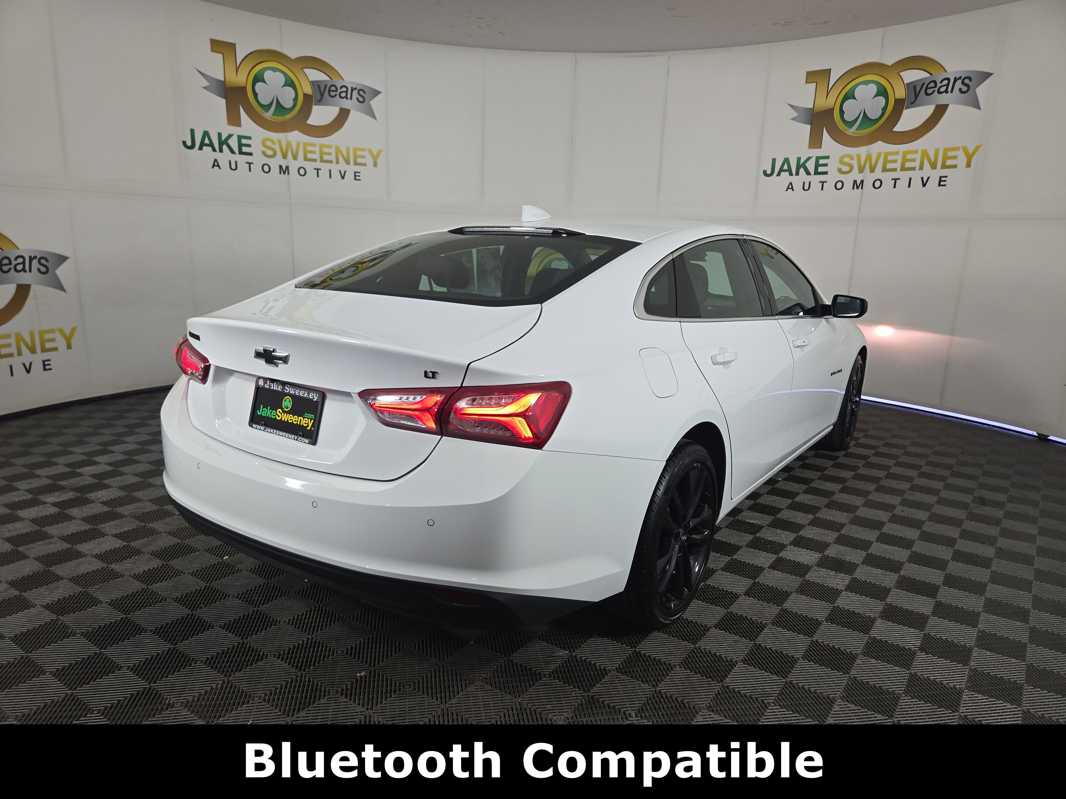 Used 2024 Chevrolet Malibu LT w/ Sport Edition image 9