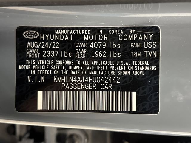 Used 2023 Hyundai Elantra Limited image 37