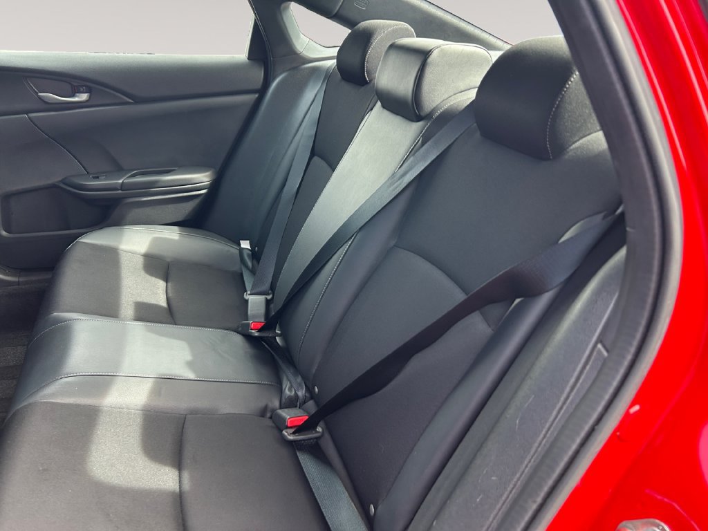 Used 2019 Honda Civic Sport image 6