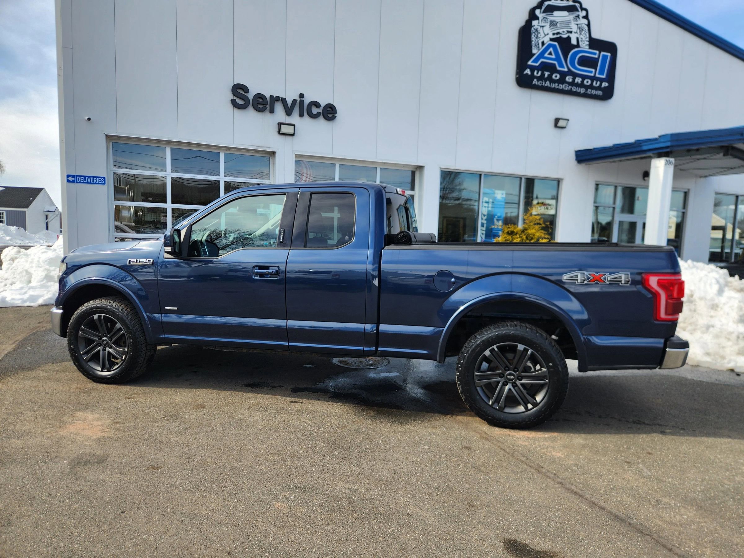 Used 2016 Ford F150 Lariat w/ Equipment Group 501A Mid image 9
