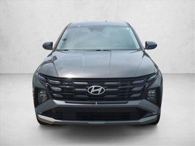 Certified 2025 Hyundai Tucson SE FWD image 2