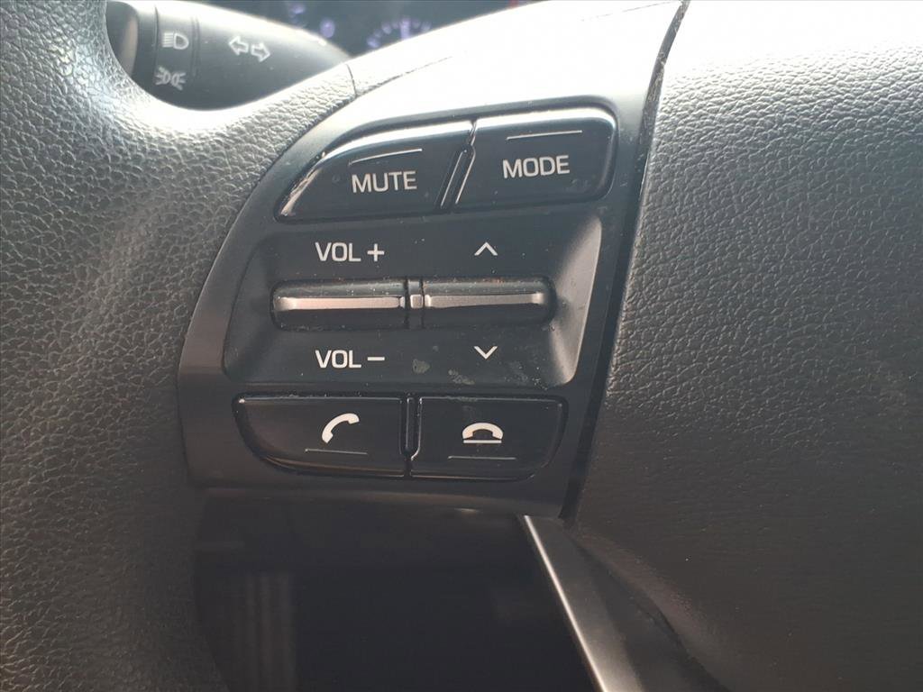 Used 2020 Hyundai Elantra SE w/ Cargo Package (C1) FWD image 19