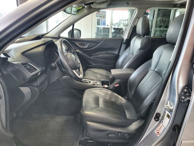 Used 2020 Subaru Forester Touring image 12