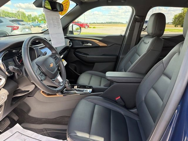 Used 2023 Chevrolet TrailBlazer ACTIV w/ Sun and Liftgate Package AWD/4WD image 14