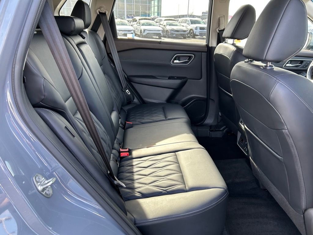 Used 2023 Nissan Rogue Platinum w/ Platinum Premium Package image 25