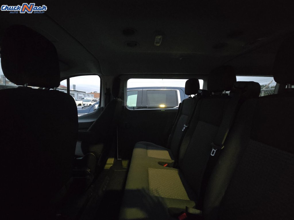 Used 2024 Ford Transit 350 XLT RWD image 8