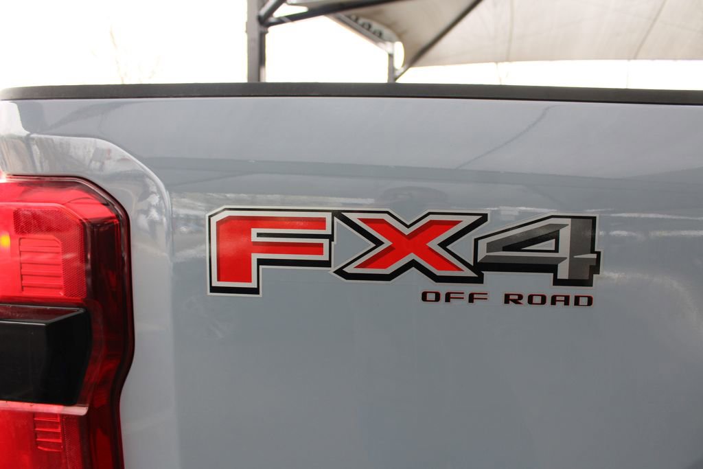 Used 2025 Ford F250 Lariat w/ FX4 Off-Road Package image 76