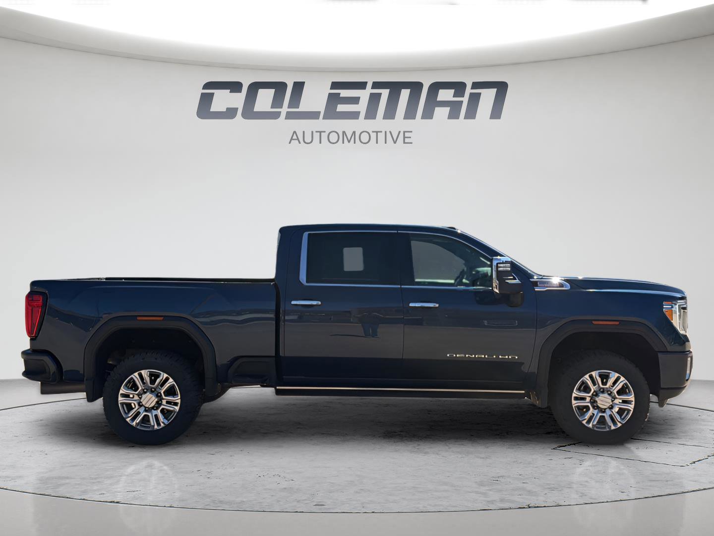 Used 2021 GMC Sierra 2500 Denali w/ Denali Ultimate Package AWD/4WD image 6