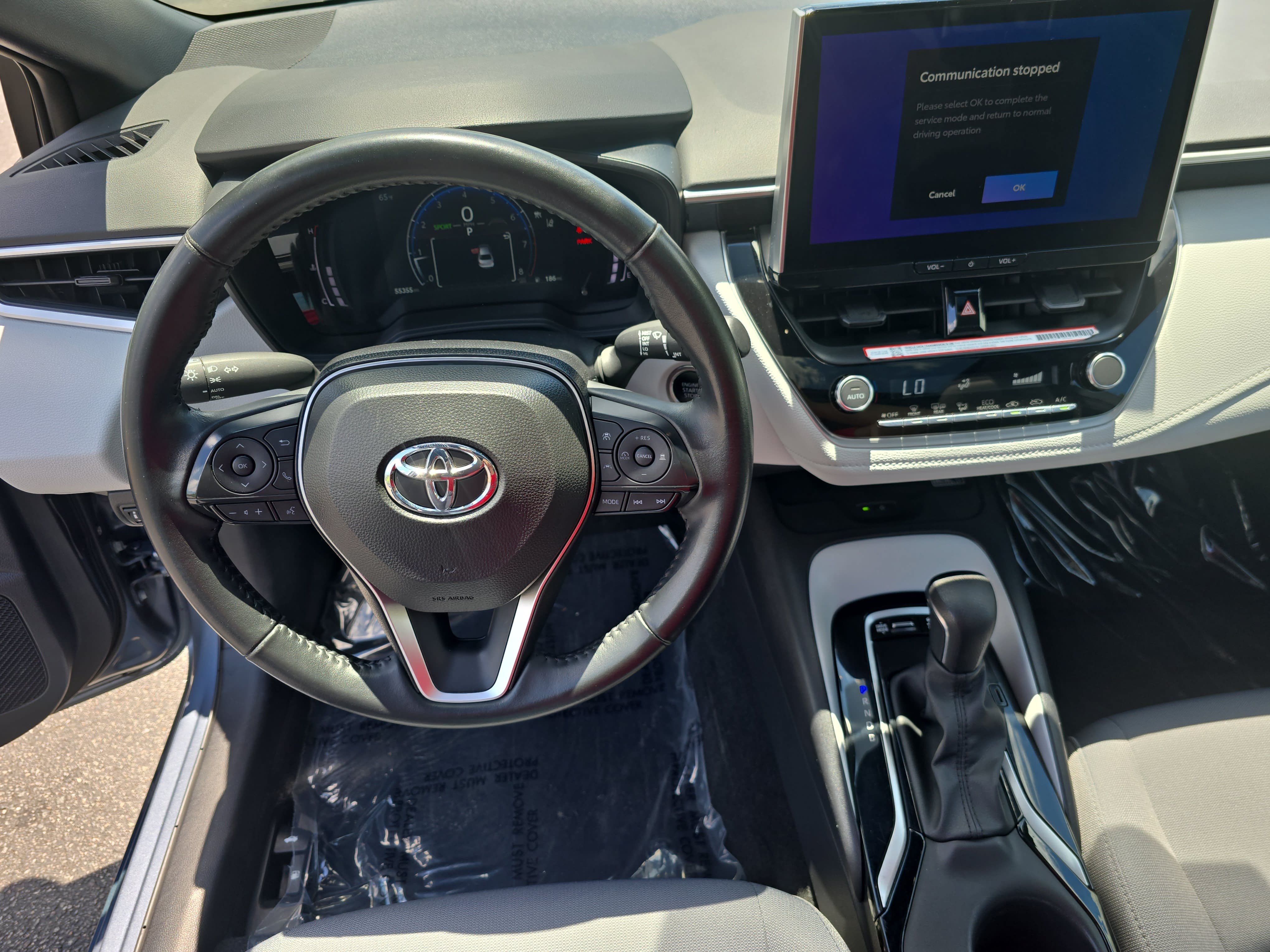 Certified 2025 Toyota Corolla SE w/ SE Premium Package FWD image 15