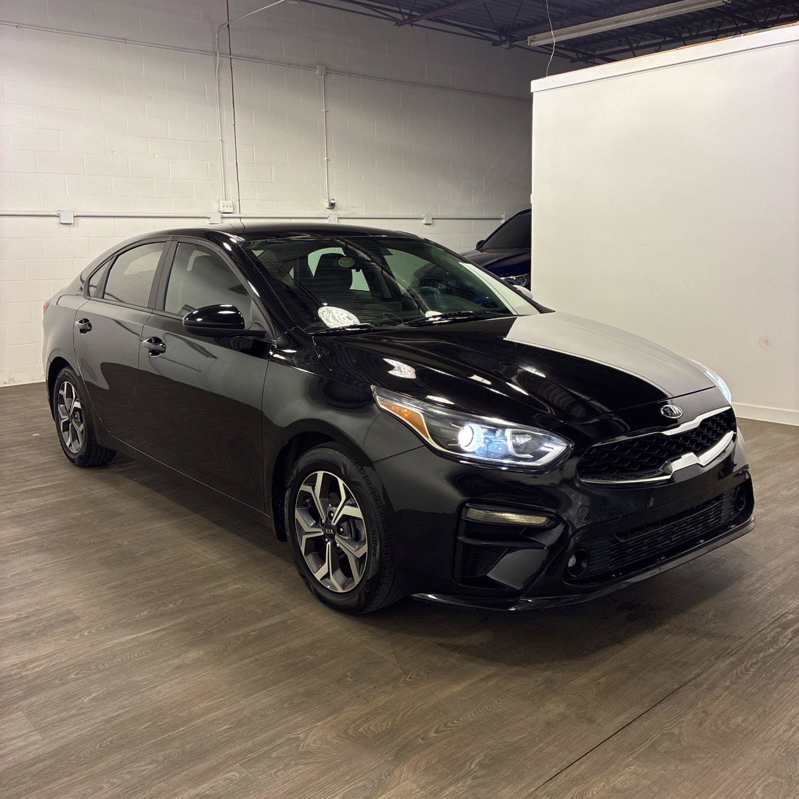 Used 2021 Kia Forte LXS FWD image 5