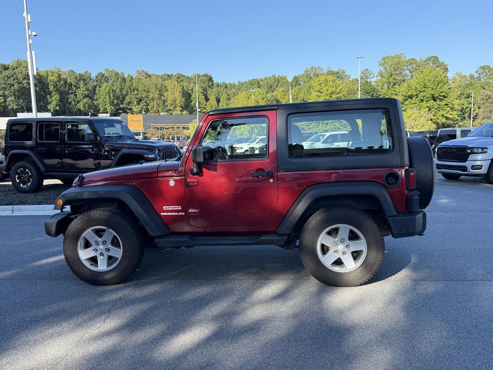 Used 2013 Jeep Wrangler Sport AWD/4WD image 2