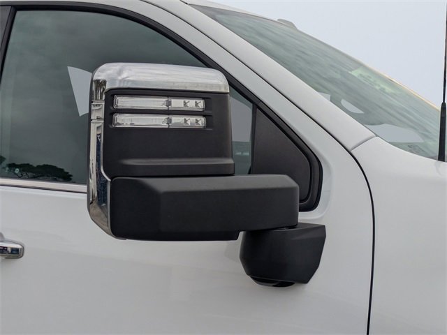 Used 2024 Chevrolet Silverado 2500 LTZ image 11