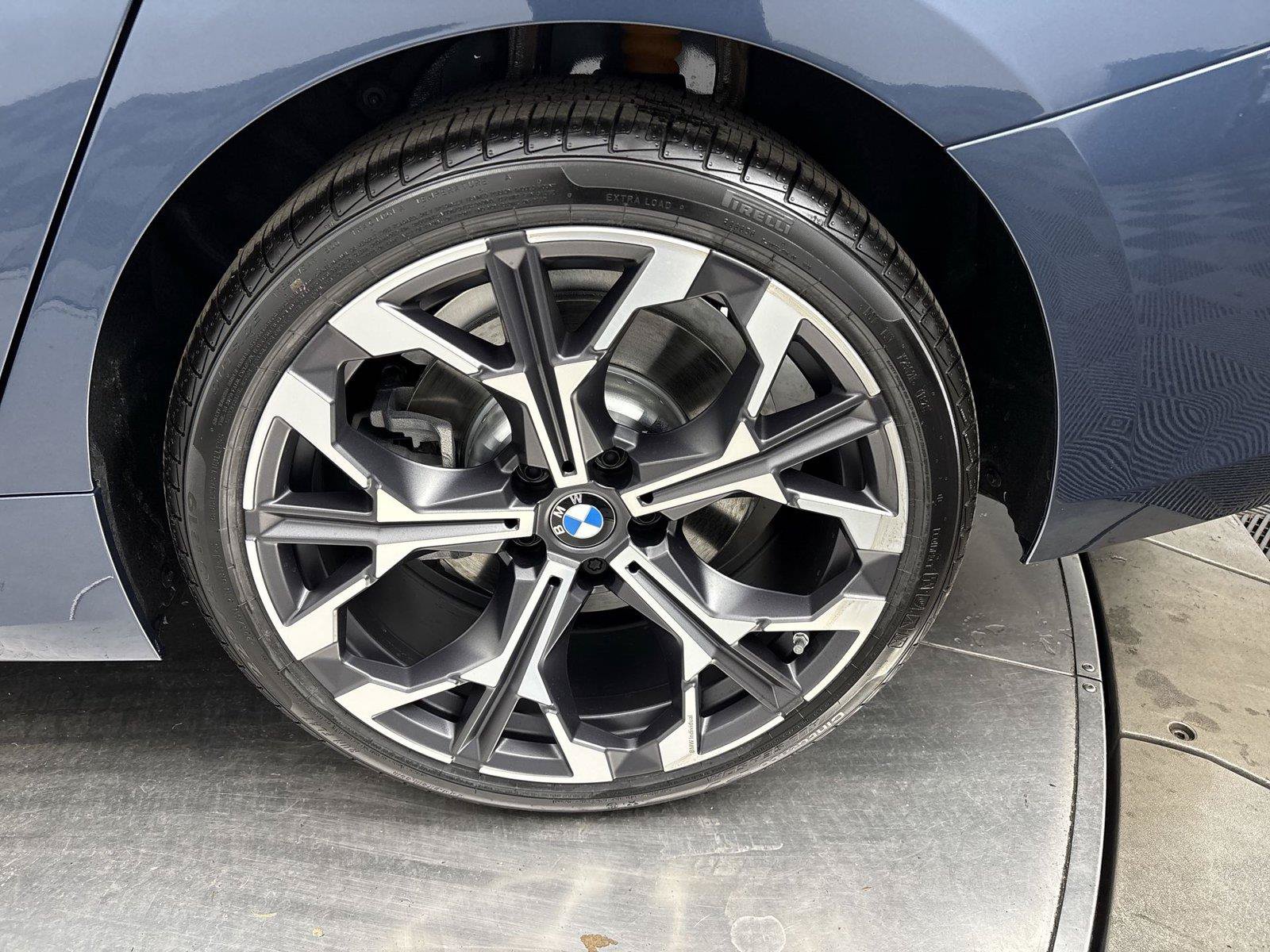 New 2026 BMW 330i xDrive Sedan w/ Convenience Package AWD/4WD image 27