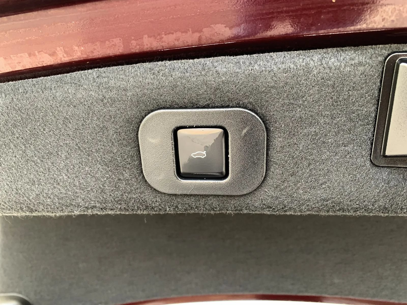 Used 2020 Lincoln Continental w/ Premium Package FWD image 33