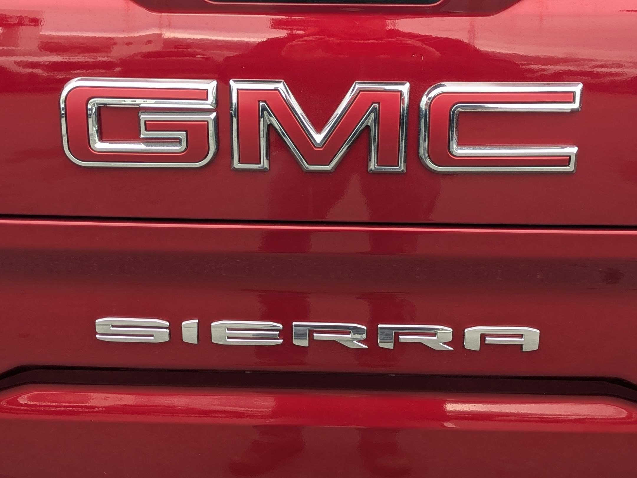 Certified 2022 GMC Sierra 1500 AT4 w/ AT4 Premium Package image 14