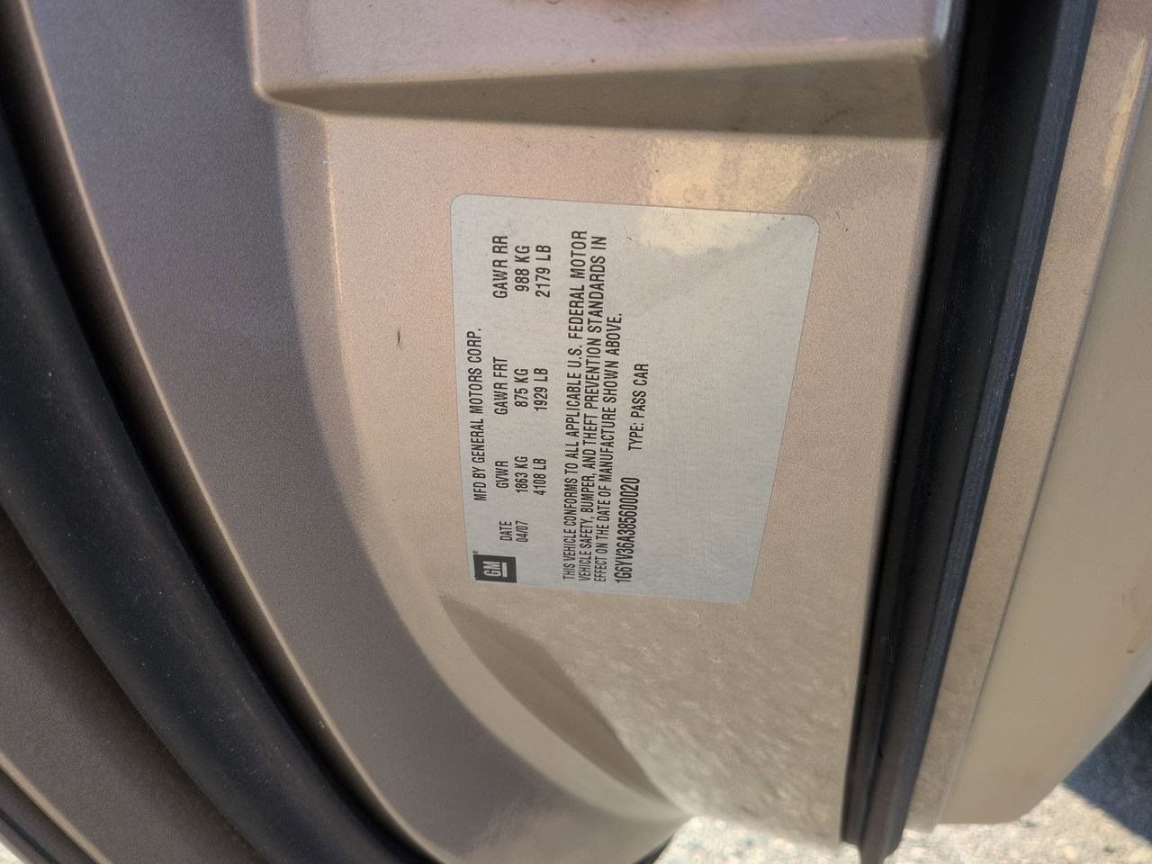 Used 2008 Cadillac XLR RWD image 30