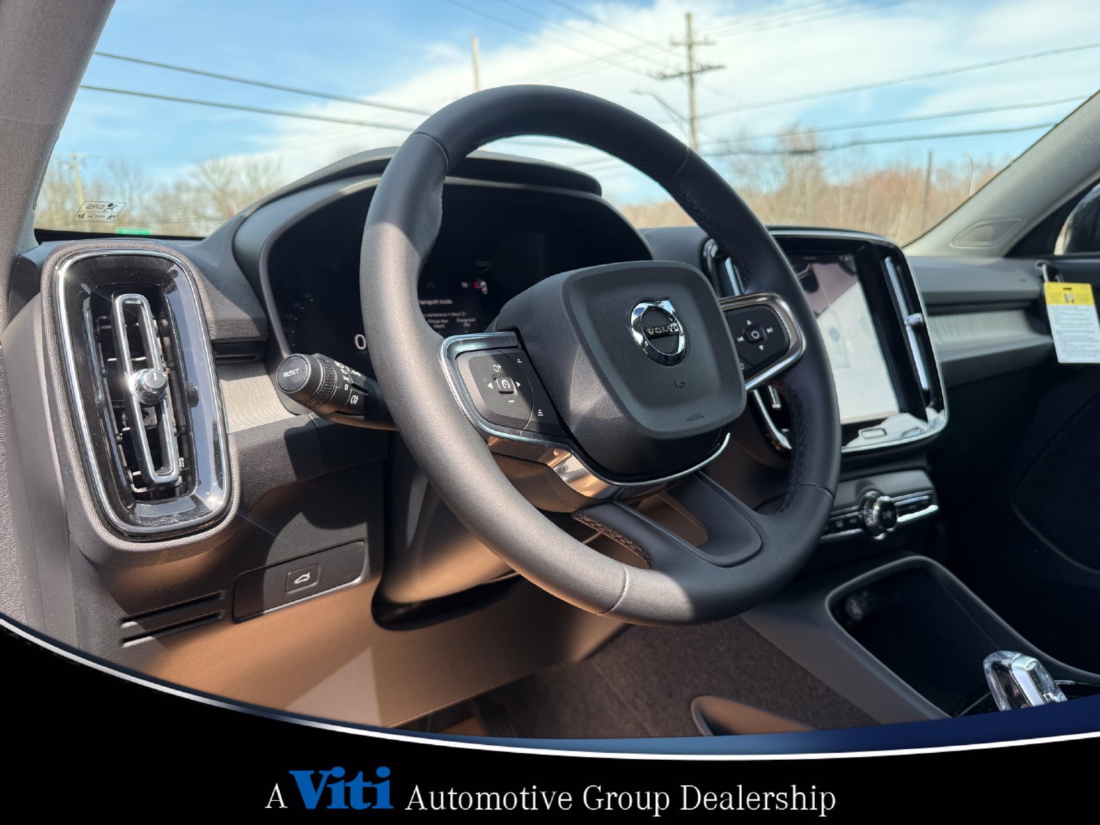 Used 2026 Volvo XC40 B5 Plus w/ Climate Package AWD/4WD image 12