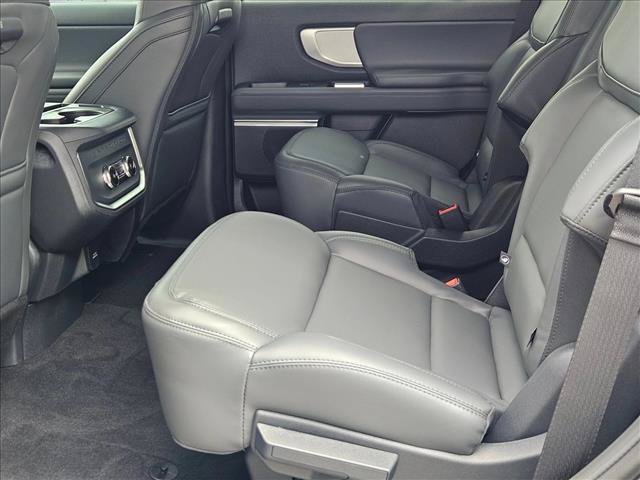 New 2026 Ford Expedition Active RWD image 15