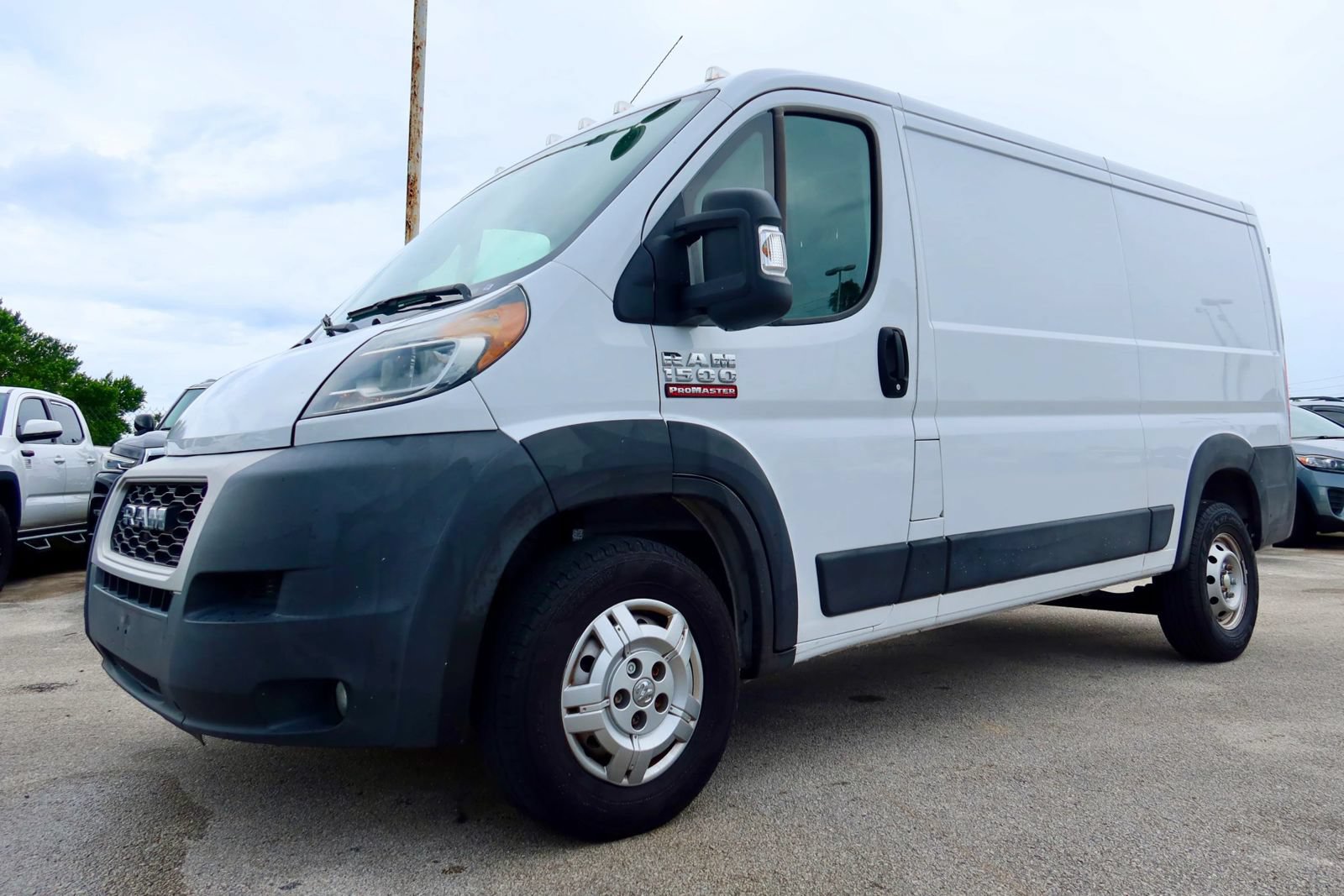 Used 2021 RAM ProMaster 1500 w/ Convenience Group FWD image 5