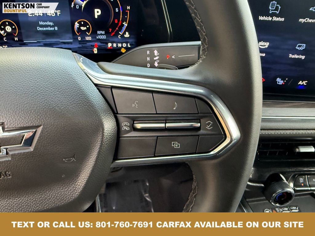 Used 2025 Chevrolet Suburban Z71 image 19