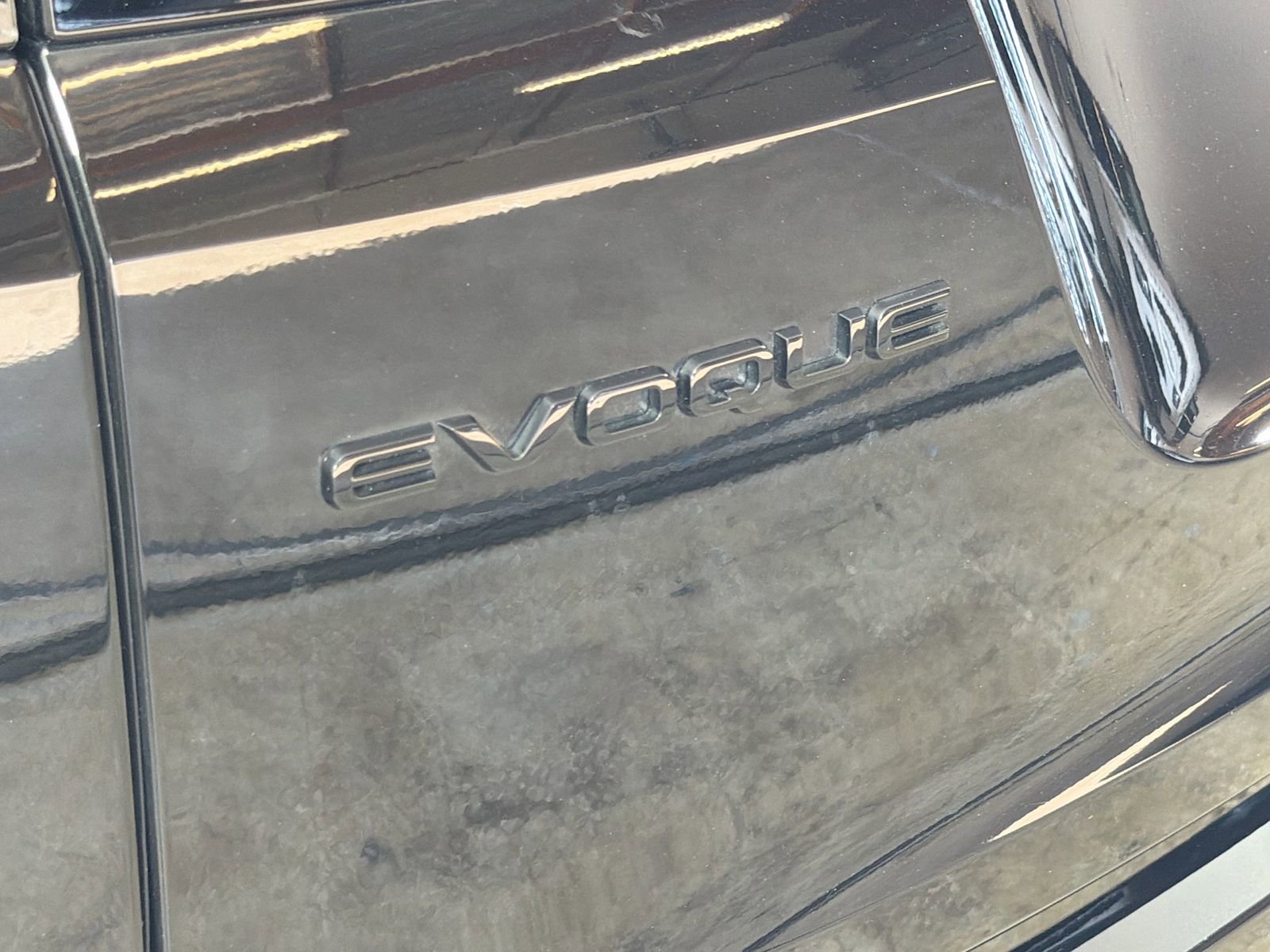Certified 2026 Land Rover Range Rover Evoque S AWD/4WD image 30