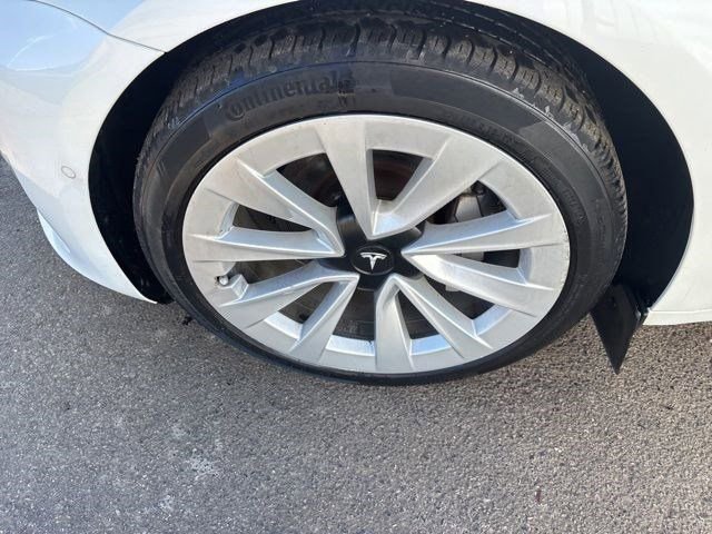 Used 2021 Tesla Model 3 Standard Range Plus image 41