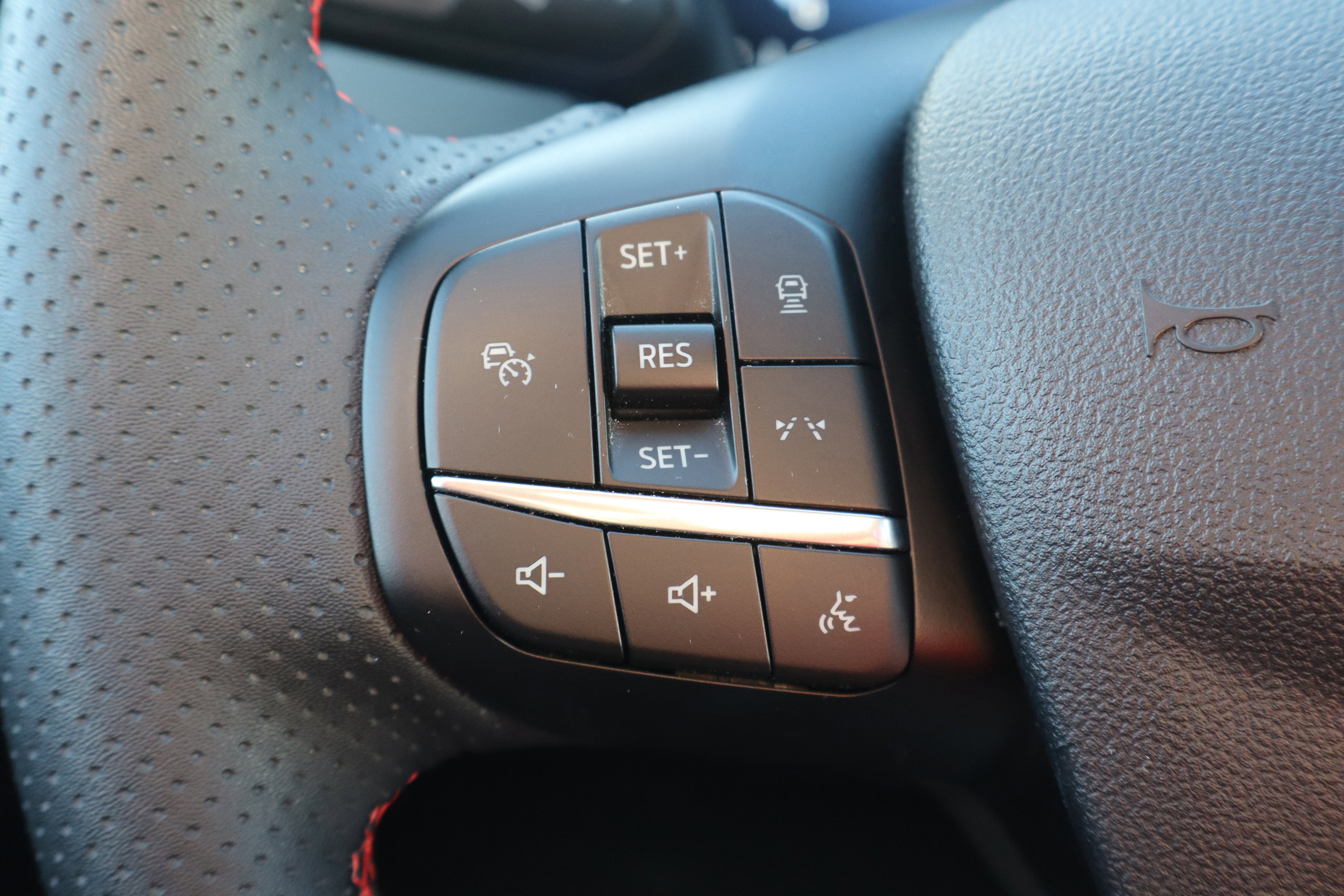 Used 2023 Ford Escape ST-Line Select w/ Tech Pack #2 image 16