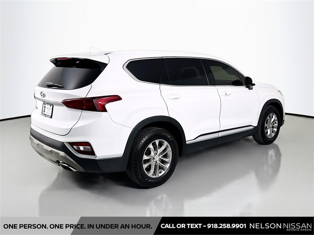 Used 2019 Hyundai Santa Fe SEL image 5