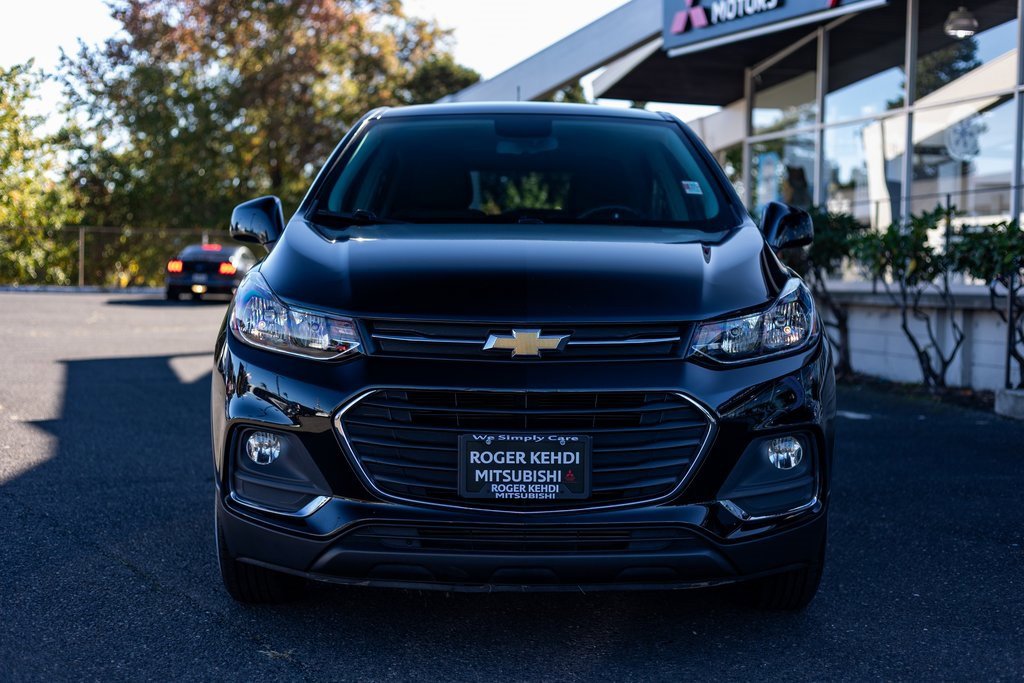 Used 2020 Chevrolet Trax LS w/ Tint and Cruise Package image 5